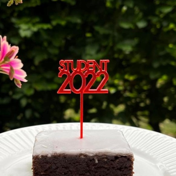 Caketoppers STUDENT 2022 rød frosted akryl
