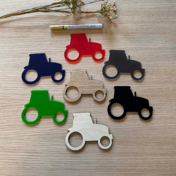 TRAKTOR BORDKORT i træ & akryl | DIY