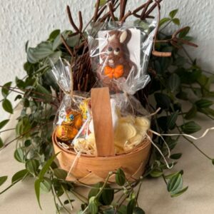 Lille kurv med påskegodter 1 stk
